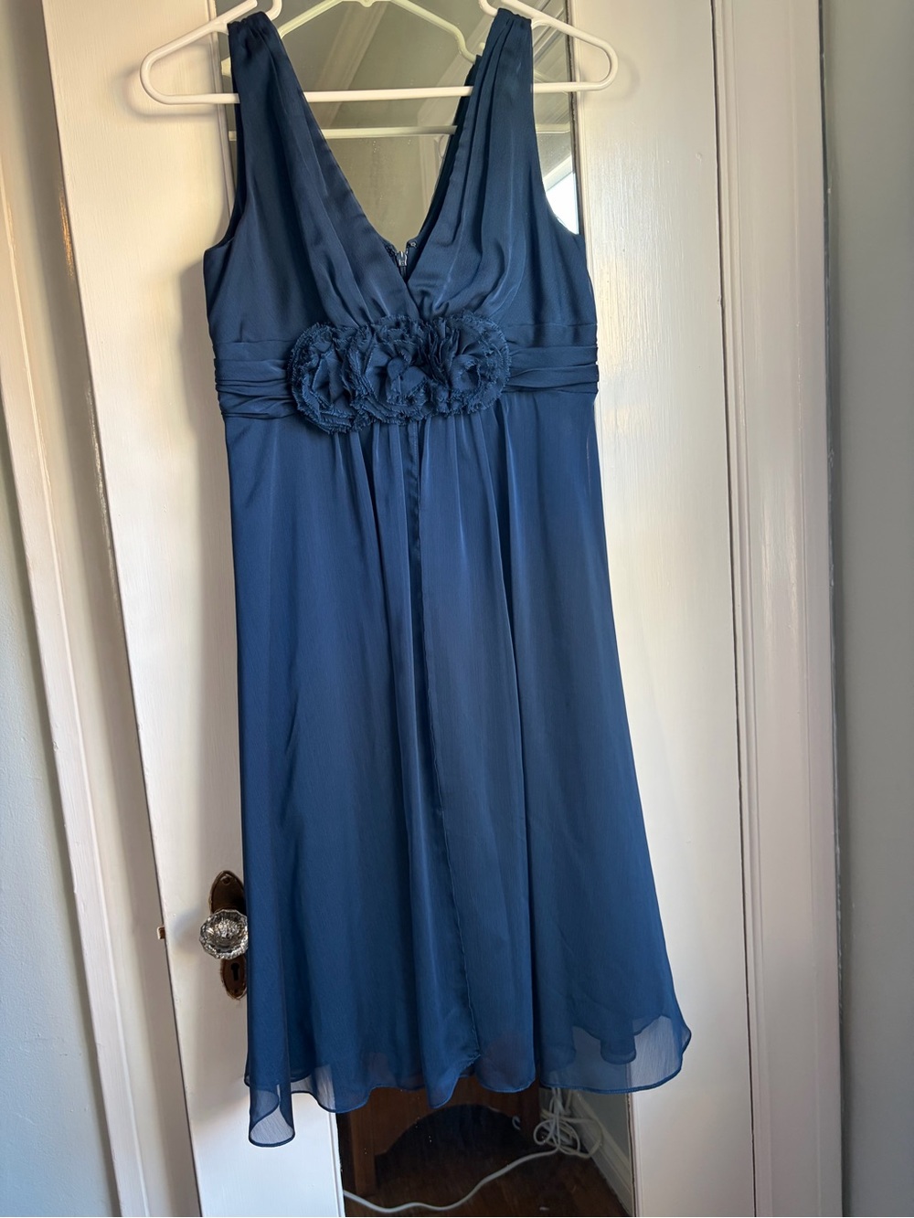 Adrianna Papell Navy Midi Chiffon Rosette V-Neck Dress | Size 8